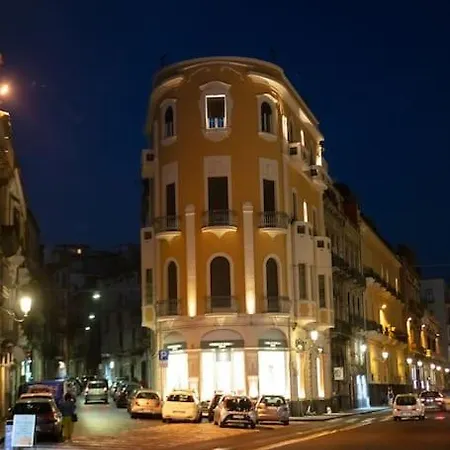 Palazzo Vitrano - Tourist Apartment